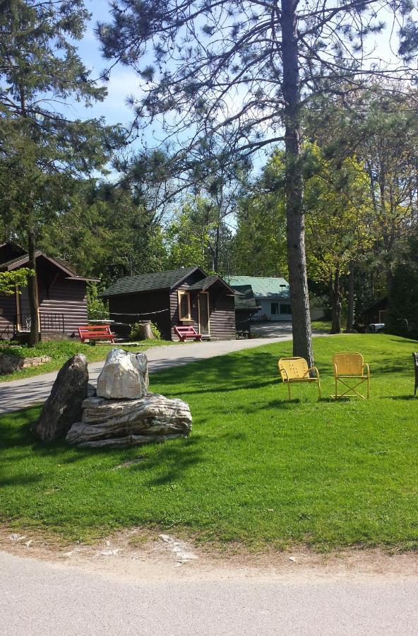 Miners' Bay Lodge Minden Exterior photo