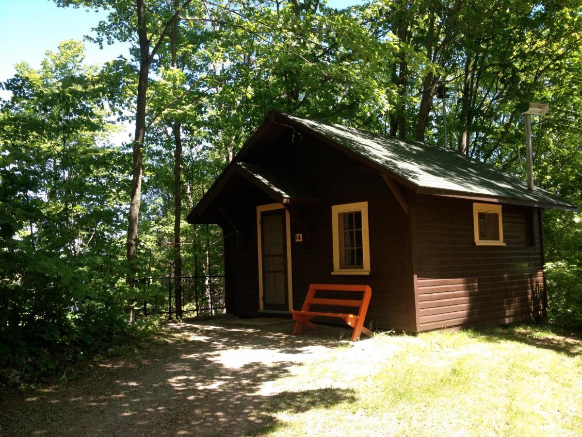 Miners' Bay Lodge Minden Exterior photo